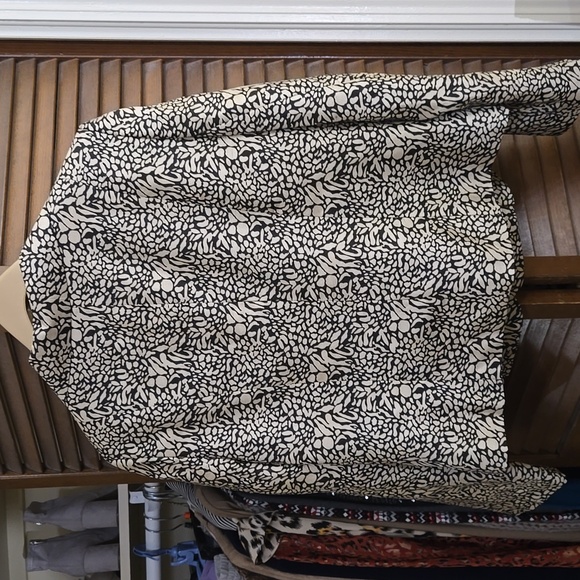 Le Suit jacket like new condition - Picture 8 of 10